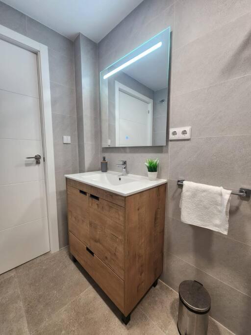 Apartmán Piso De Diseno Elche Exteriér fotografie